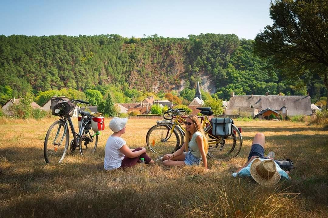 Le Bon Laboureur Ξενοδοχείο Saint-Léonard-des-Bois Εξωτερικό φωτογραφία